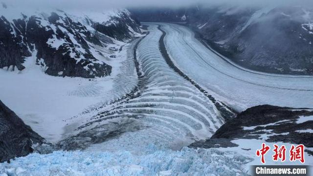 国际最新研究：阿拉斯加朱诺冰原冰流失加速 或致冰川退缩难以恢复  第2张