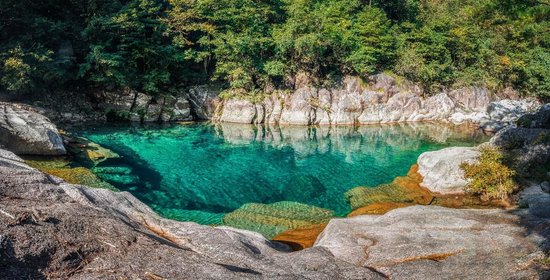 农夫山泉20年间在中国建成了12大水源地、30余座工厂  第4张