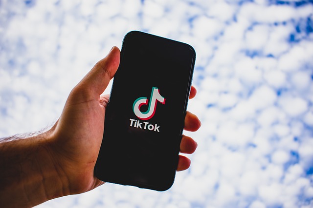 TikTok 被曝今年多次在非洲裁员：非洲团队超一半受影响，第三季度将继续减员  第1张